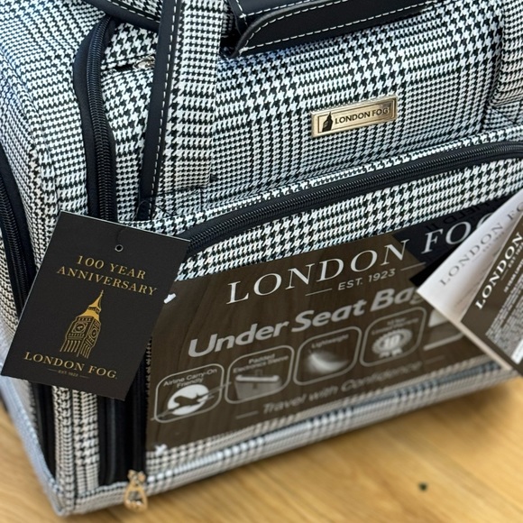 London fog under seat lugg - Picture 3 of 4